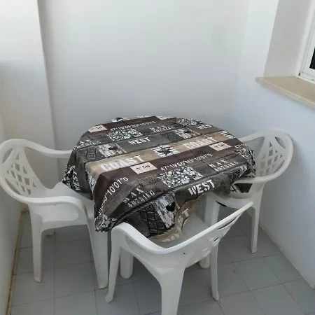 Pisos 2 Apartamento *